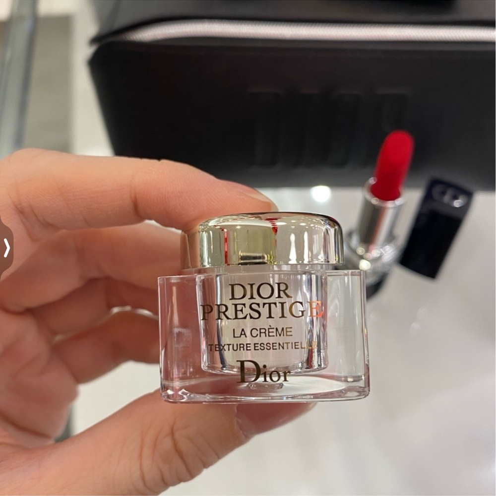 Dior Pouch - Picture 8 of 12